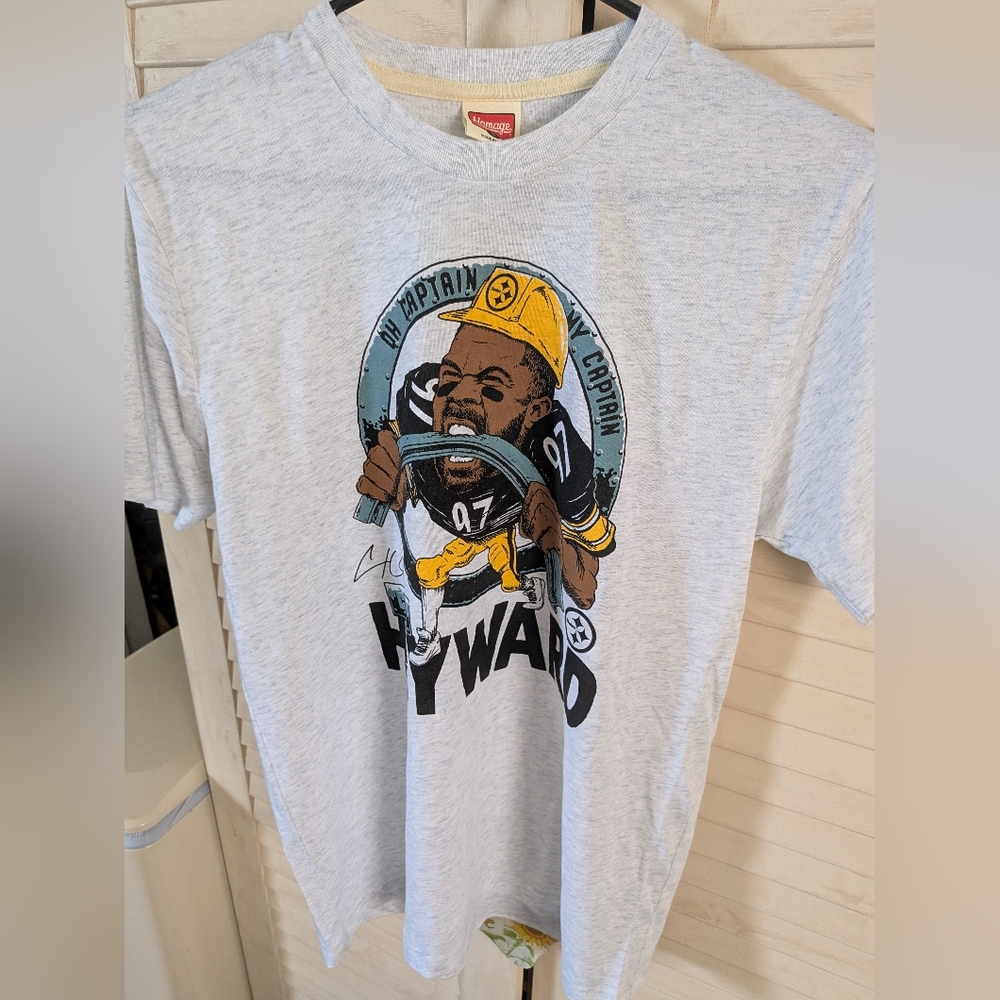 Homage White Cam Hayward T-Shirt Size Small